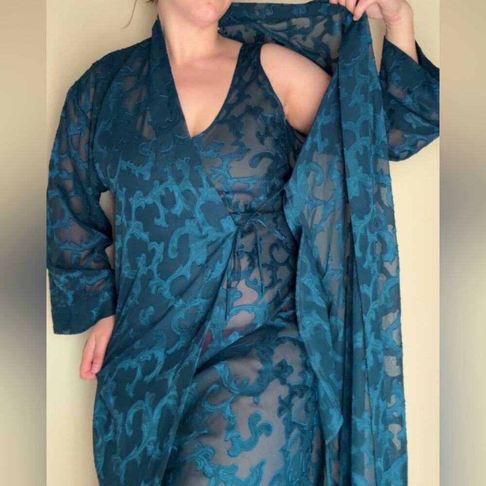 80s VS whimsigoth maxi robe set